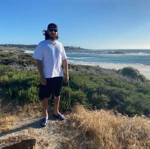 Meet your Posher, Cesar